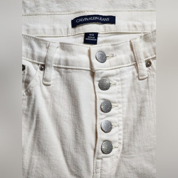 Calvin Klein High Rise Button Fly White Jeans Size 10/30 Slim Straight Raw Hem - Picture 3 of 8